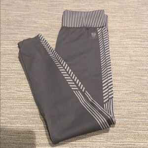 Forever21 Gray Seamless Leggings